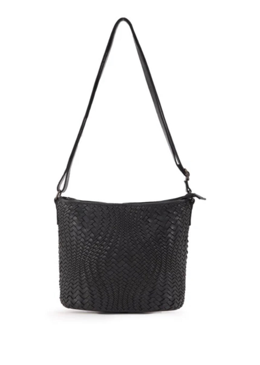 COOGEE CROSS BODY BAG W/ ADJUSTABLE STRAP - BLACK