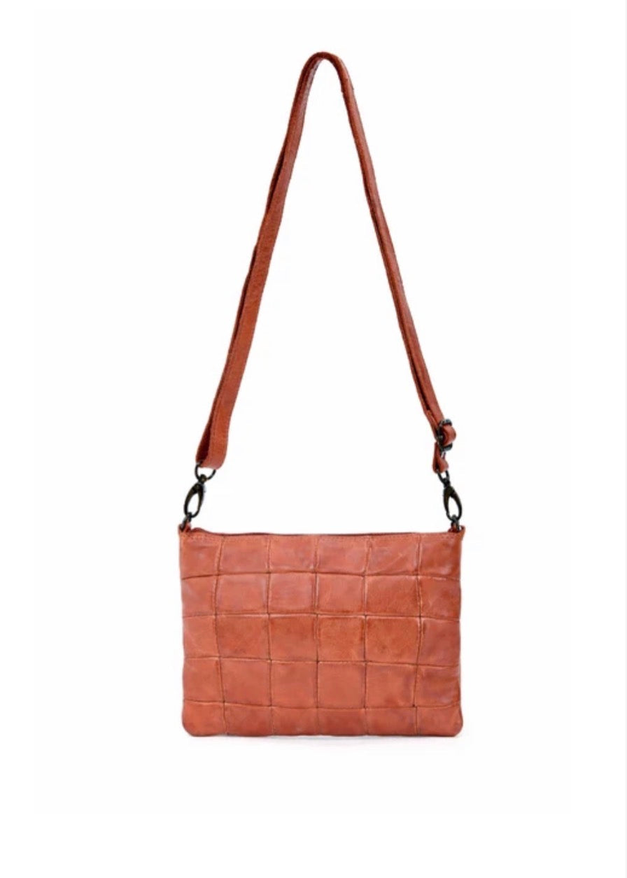 BALLARAT LEATHER XBODY BAG- A-0010-TAN- NEW IN- A-0010-TAN- NEW
